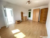 Garsoniera-Bloc Stradal- Calea Rahovei 