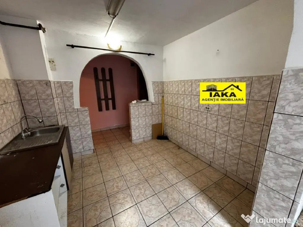 Dobrogei, 2 camere, decom., etaj 1