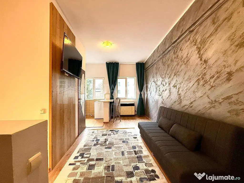 Garsoniera cocheta, mobilata si utilata - langa Afi Mall