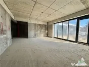 Spatiu comercial de inchiriat terasa 73 mp intr-un complex 