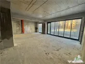 Spatiu comercial de inchiriat terasa 73 mp intr-un complex 