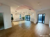 Casă / Vilă cu 4 camere de vânzare în zona Dedeman 