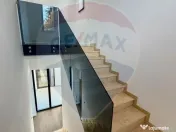 Casă / Vilă cu 4 camere de vânzare în zona Dedeman 