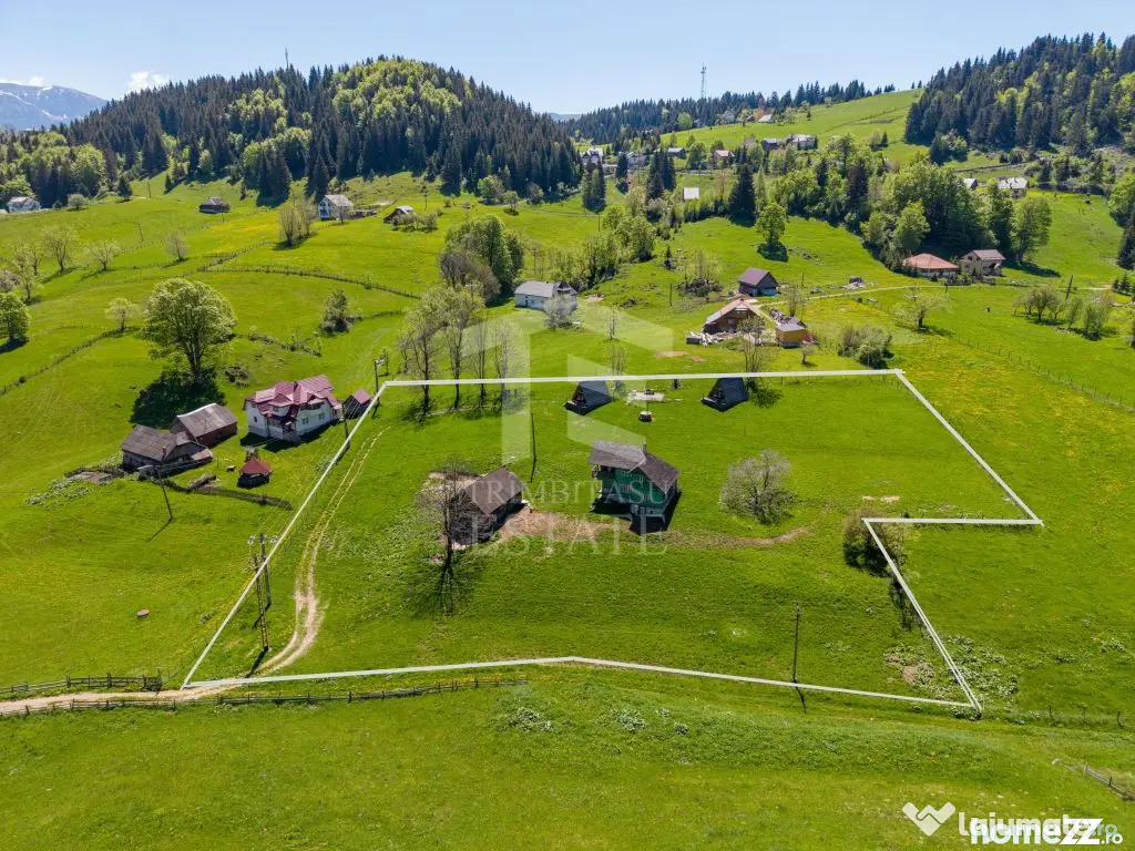 Fundata | Teren intravilan | 7,656 mp + Cabane tip A Frame - Fundata (Brasov)
