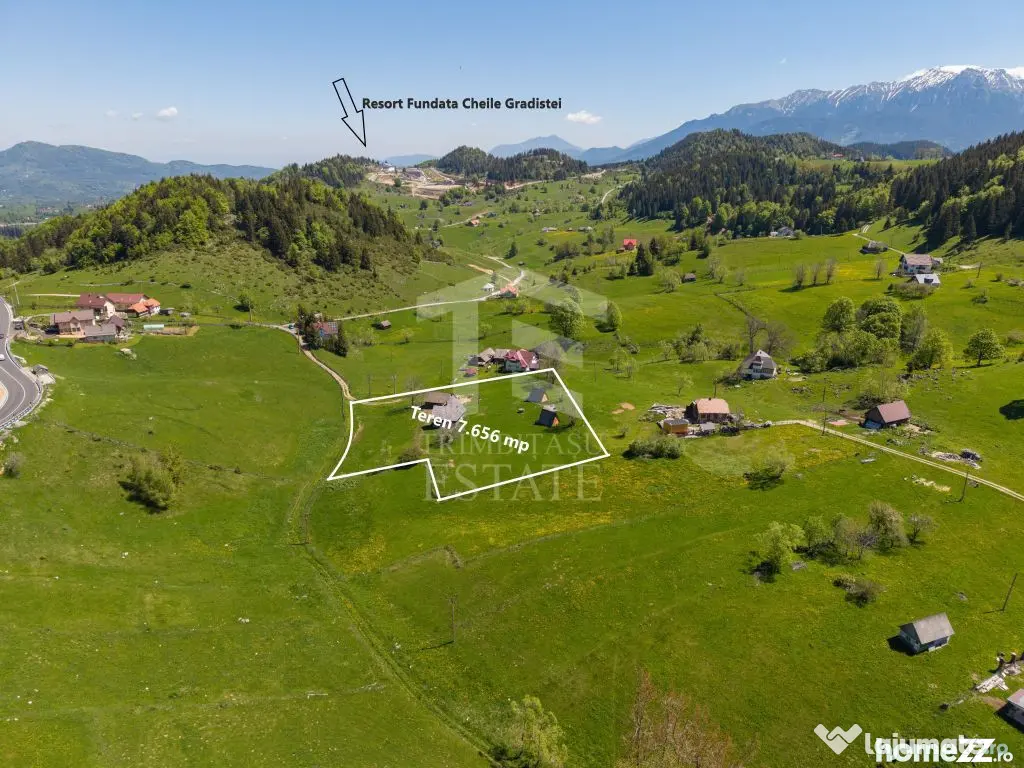 Fundata | Teren intravilan | 7,656 mp + Cabane tip A Frame - Fundata (Brasov)