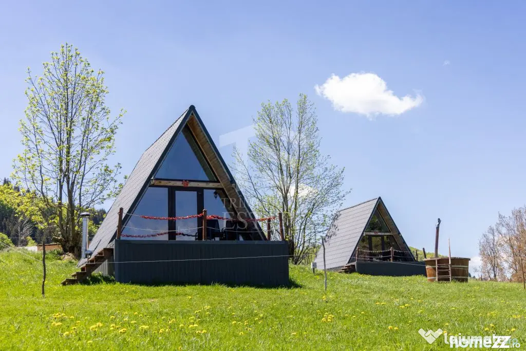 Fundata | Teren intravilan | 7,656 mp + Cabane tip A Frame - Fundata (Brasov)