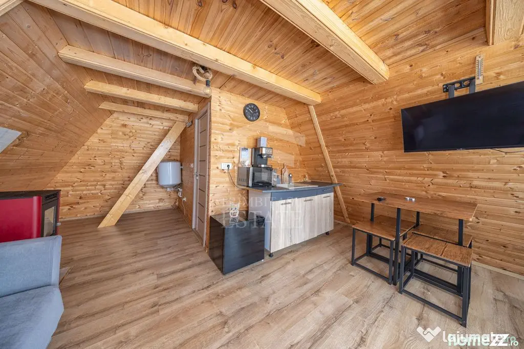 Fundata | Teren intravilan | 7,656 mp + Cabane tip A Frame - Fundata (Brasov)