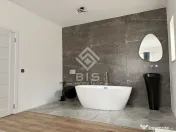 Casă parter – 166 mp construiți – teren 500 mp 