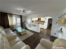 Apartament 3 camere, etaj 2, 75mp, zona Centrala , mobilat s