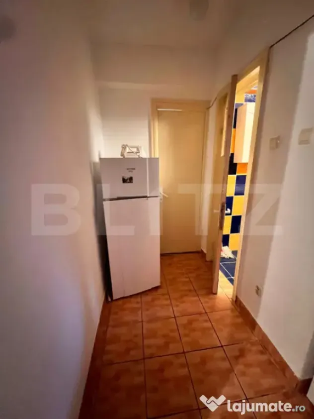 Apartament central 2 camere-decomandat