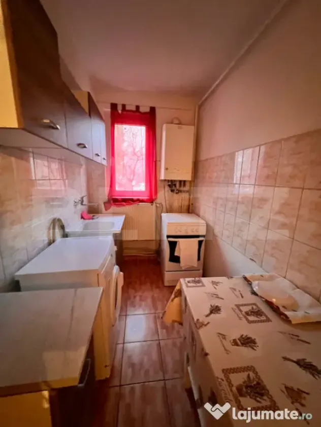 Apartament central 2 camere-decomandat