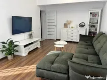 Apartament 3 camere, decomandat - zona Tractoru