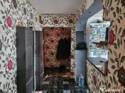 Apartament cu 3 camere ~ zona Brosteni / Colegiu ~ etaj 3 din 4 