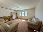 Casă / Vilă 8 camare cartier Beverly Hills Sanmartin 