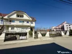 Casă / Vilă 8 camare cartier Beverly Hills Sanmartin