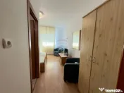 Casă / Vilă 8 camare cartier Beverly Hills Sanmartin 