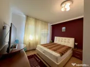 Casă / Vilă 8 camare cartier Beverly Hills Sanmartin 