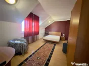 Casă / Vilă 8 camare cartier Beverly Hills Sanmartin