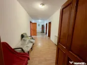 Casă / Vilă 8 camare cartier Beverly Hills Sanmartin