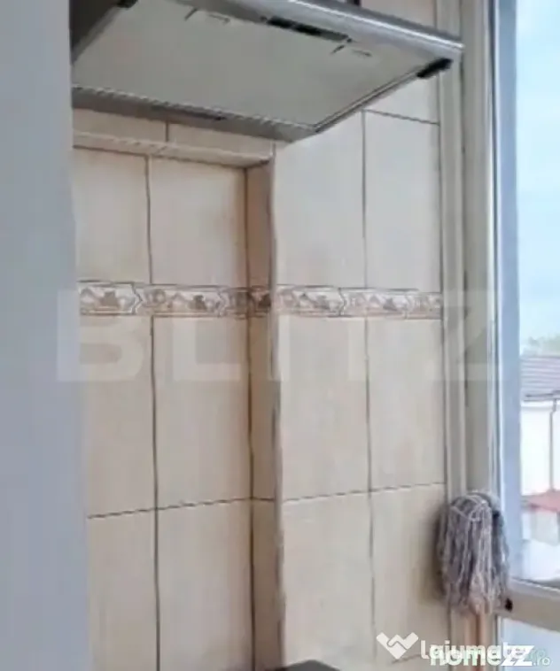 Apartament 2 camere decomandat cu balcon – zonă centrală