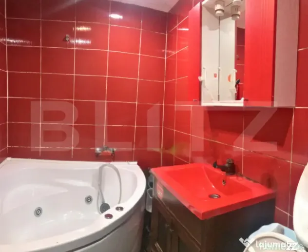Apartament 2 camere decomandat cu balcon – zonă centrală