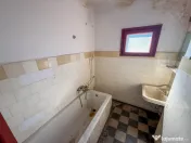 Casa cocheta, Vatra Luminoasa, AC mansardare+recompartimenta 