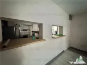 Restaurant Piscina Terasa de Parcare in Sectorul 4 