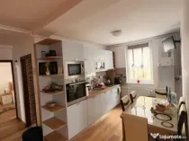 Apartament 2 camere, decomandat - zona Tractorul