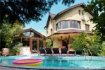 Vila superba de | Teren 766 MP | Piscina - Foisor
