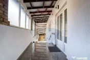 Oportunitate rară: Casă de vacanță sau Pensiune în P... 