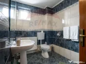 Oportunitate rară: Casă de vacanță sau Pensiune în P... 