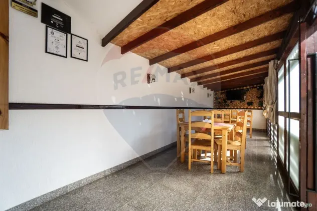Oportunitate rară: Casă de vacanță sau Pensiune în P...