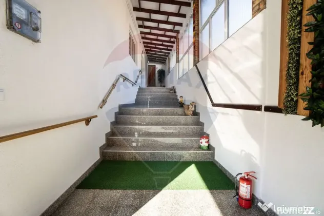 Oportunitate rară: Casă de vacanță sau Pensiune în P...