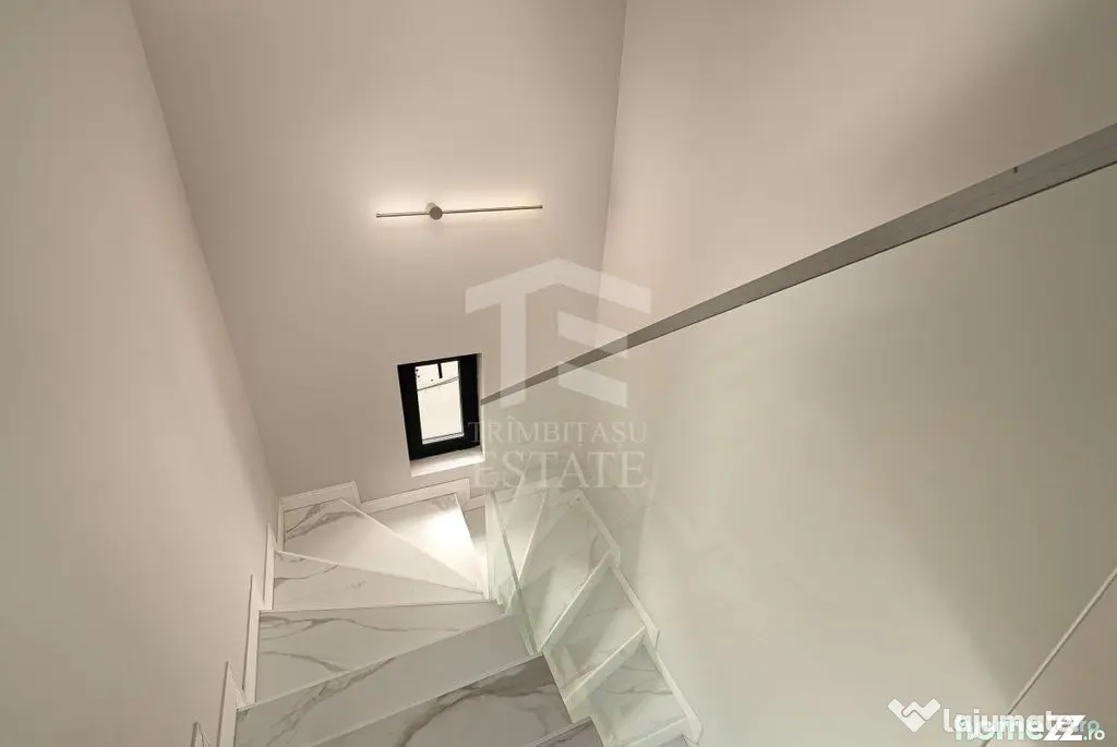 Vila insiruita Giurgiului cartier privat P+1+M 147mp parc... - Bucuresti (Bucuresti-Ilfov)