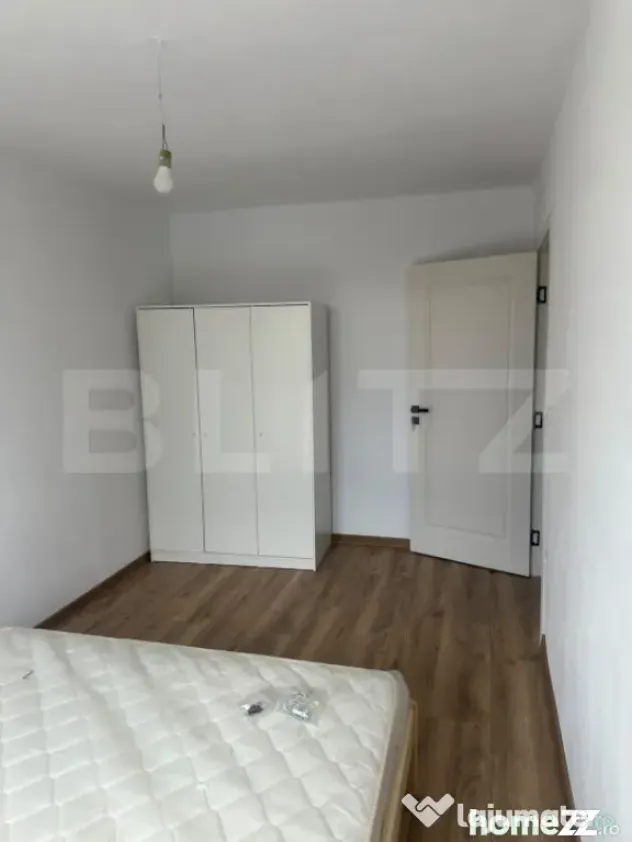 Apartament 4 camere, etaj 3, zona Big