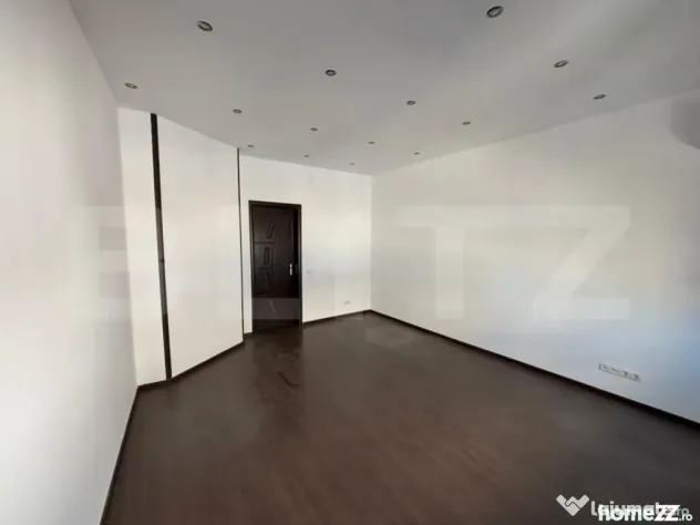 Apartament 3 camere, 140 mp, zona Ultracentral