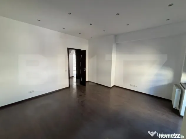 Apartament 3 camere, 140 mp, zona Ultracentral