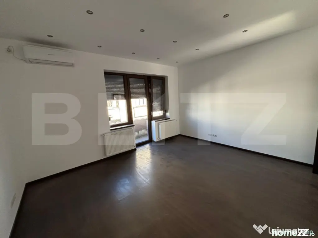 Apartament 3 camere, 140 mp, zona Ultracentral