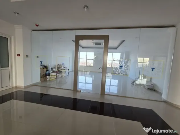 Splaiu Unirii teren 5000 mp Imobil S+P+5 Showroom, Clinic...