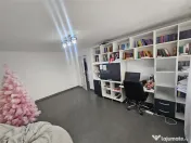 Resita, 3 Cam. Dec., Parter Inalt, Micro 4, Pretabil Birouri 