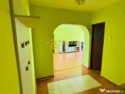 3 camere,decomandat,2 băi,rezovat complet+boxă Valea Lupului Primărie 