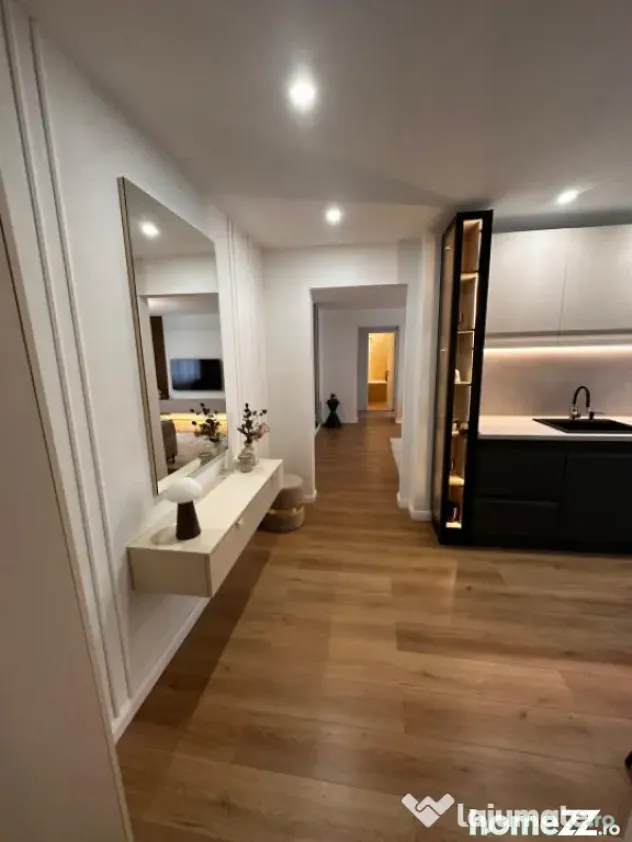 Apartament 2 camere, 52 mp, zona Rovine - Craiova (Dolj)