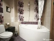 Apartament 3 camere de închiriat – zonă liniștită, par 