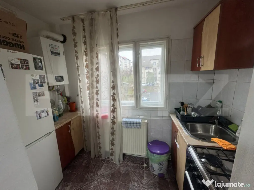 Apartament de inchiriat – zonă excelentă și liniștită