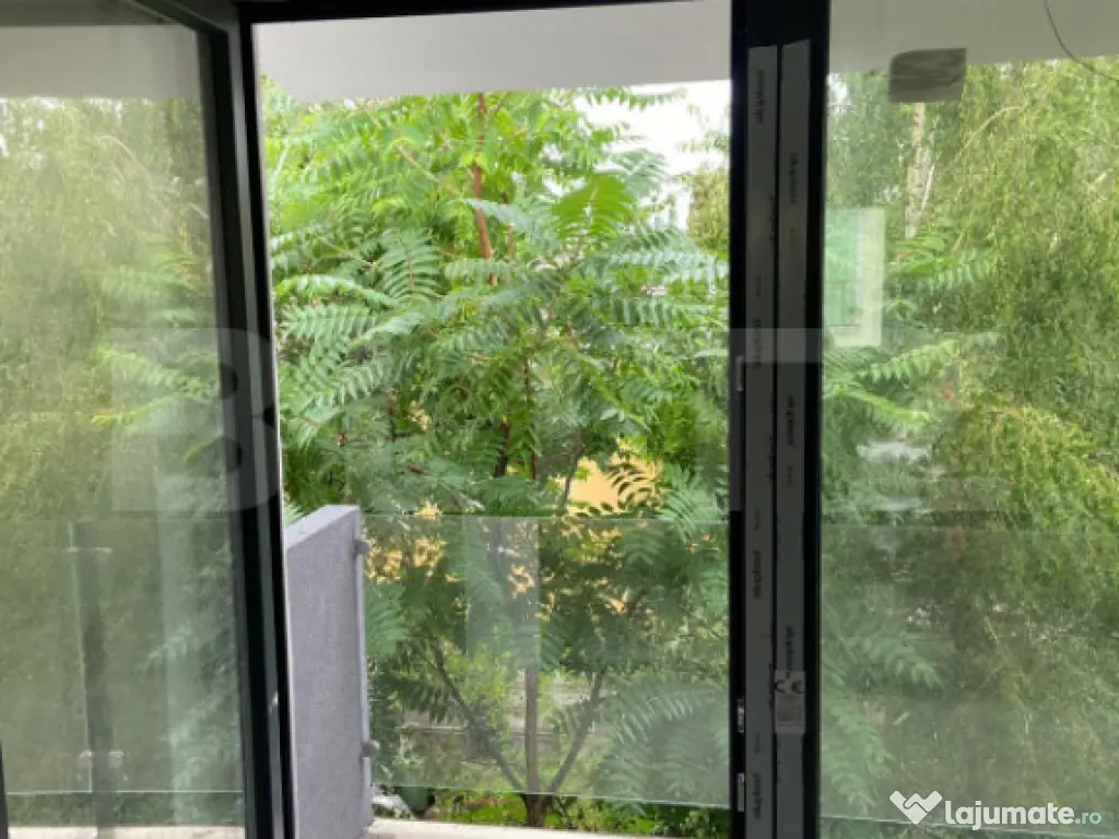 Apartament semifinisat de 2 camere, 50 mp, parcare, la 5 min