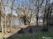 Domeniu splendid 2500 mp teren pe malul lacului Morii, vila 