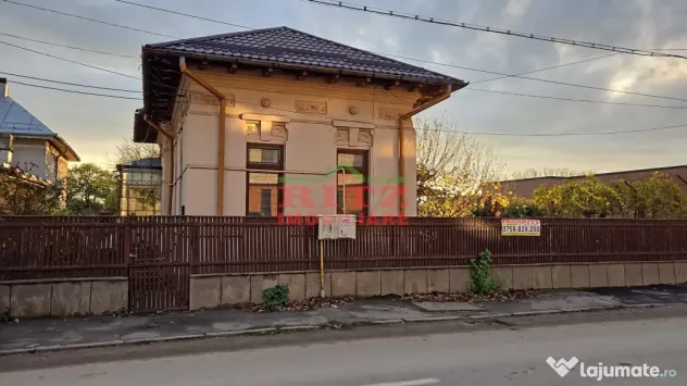 Nou! Casa D M, langa parc, ideala diverse activitati!