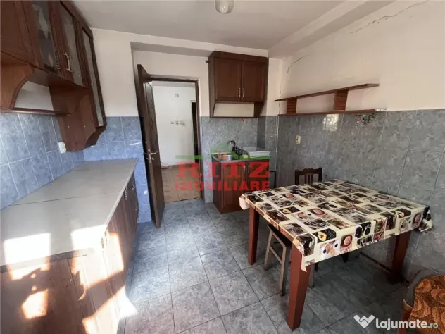 Nou! Casa D M, langa parc, ideala diverse activitati!