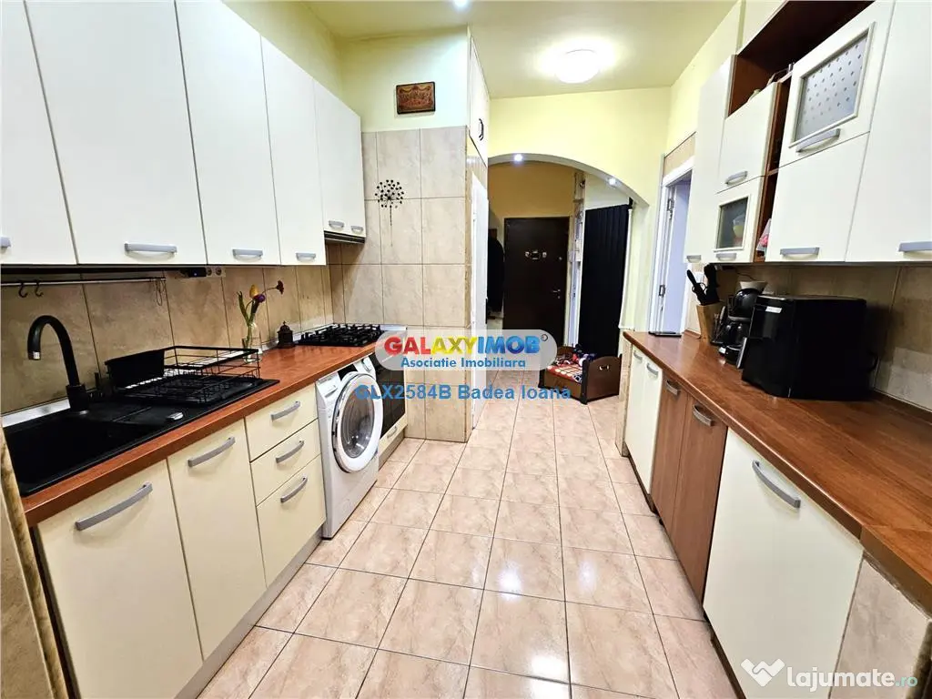 Apartament 3 camere Ultracentral - Universitate