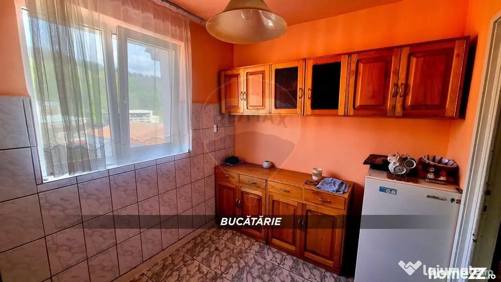 DE VANZARE: Apartament 3 camere central Cavnic | Ideal in... - Cavnic (Maramures)